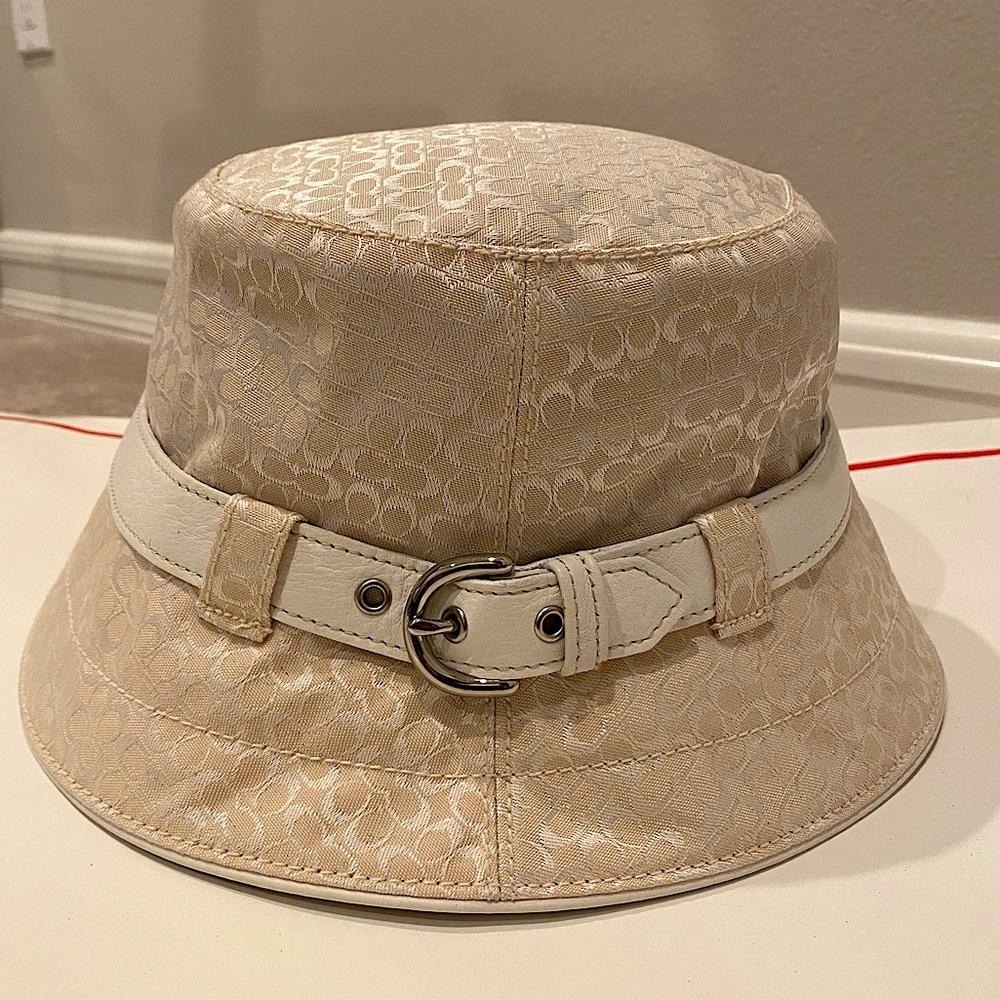 New Coach signature bucket hat